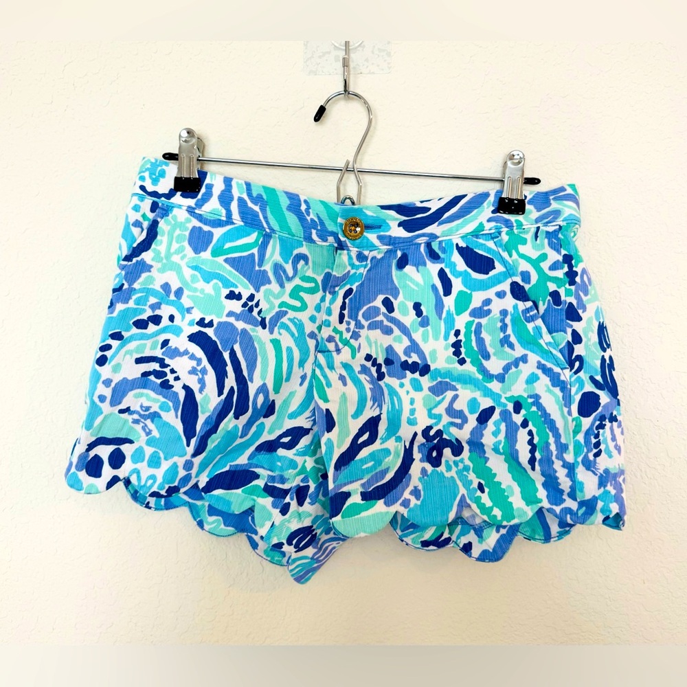 Lily Pulitzer - Picture 2 of 5